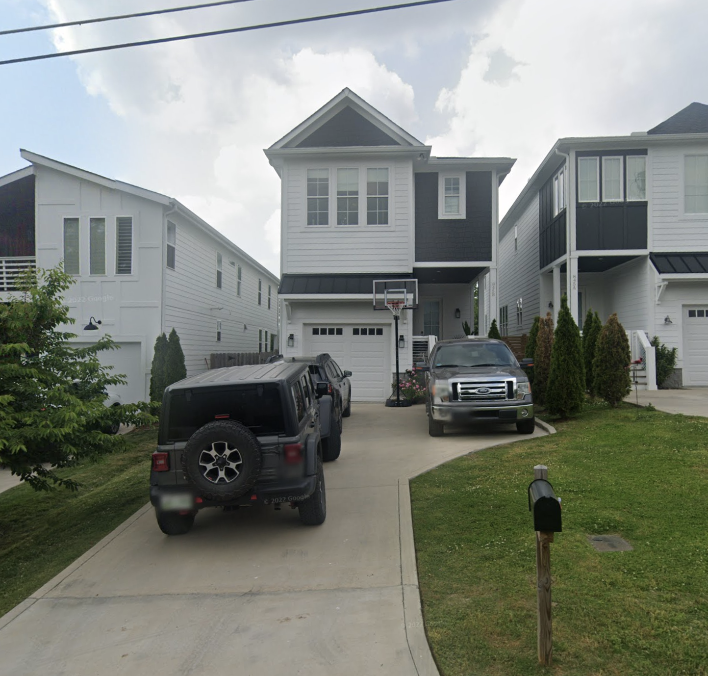 845 Dewees Avenue